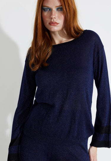 STRICKEN SIE NILLA ONECK – Total Eclipse