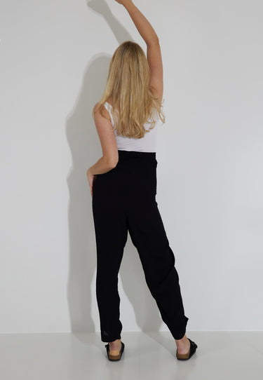 JANE TROUSERS - Black