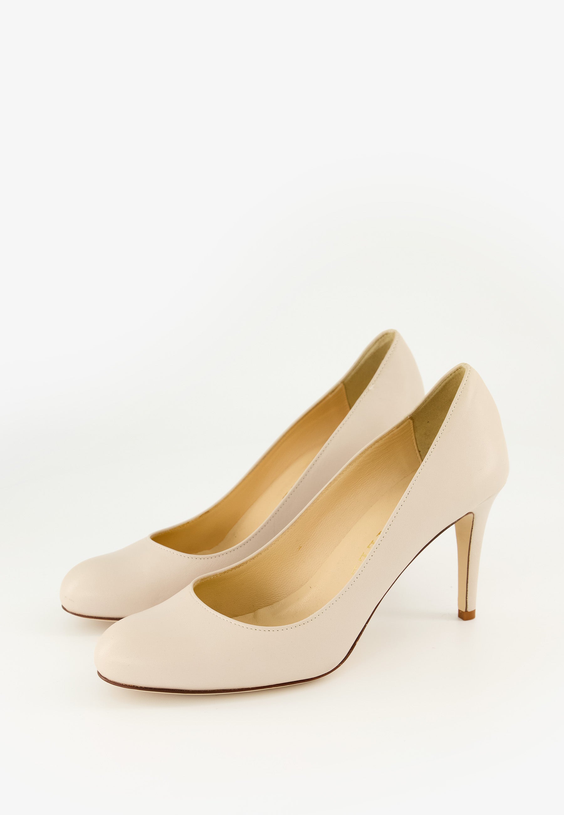 BEIGE PUMPS RUNDAD TÅ - Beige