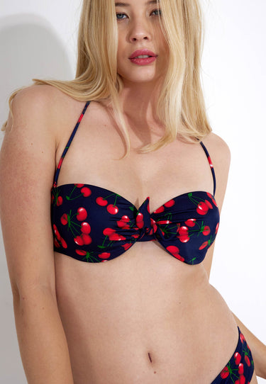 SMB043 / TNR13 - Bikini - Cherry