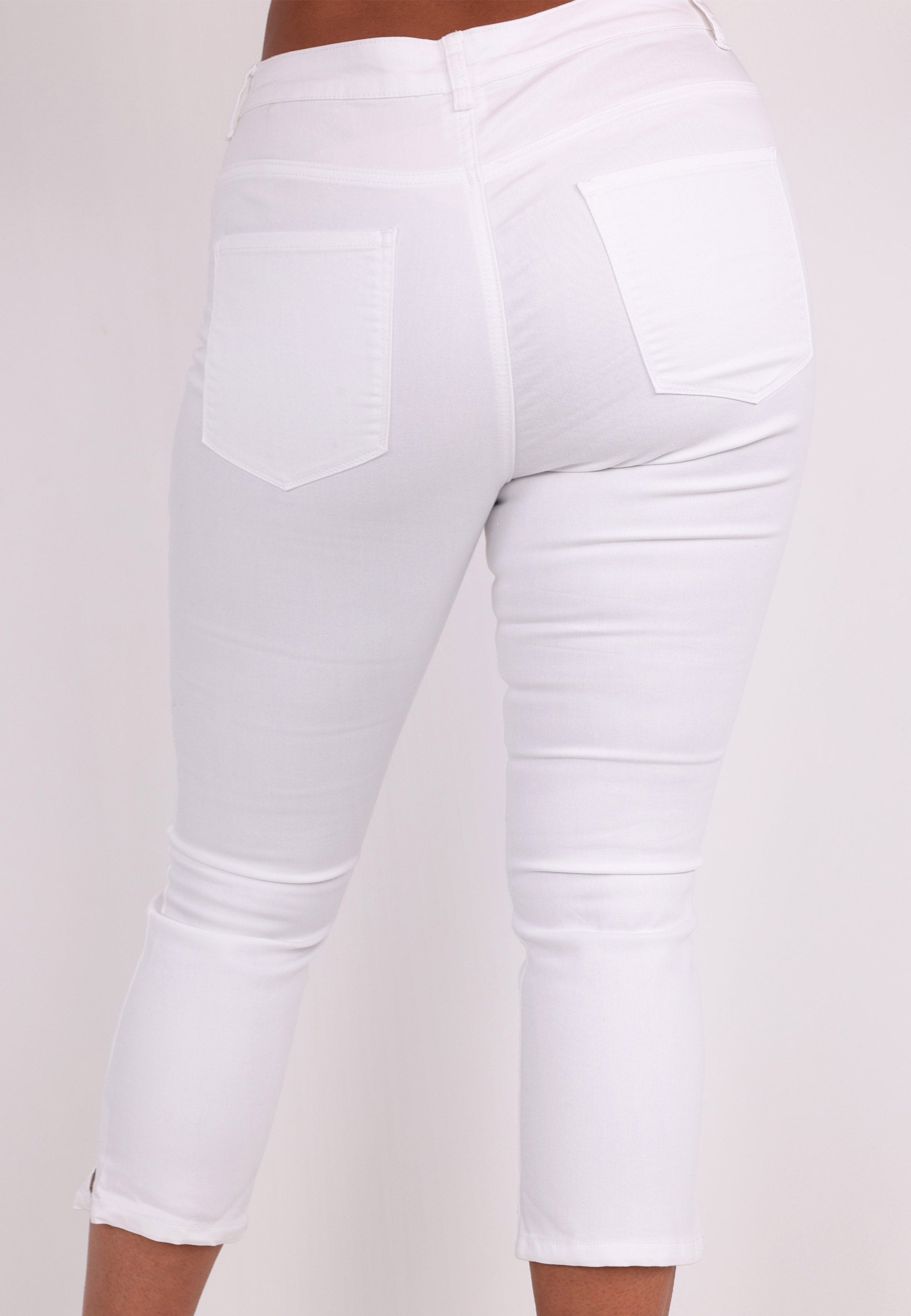 ALVA CAPRI - Chalk white