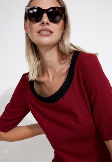 KLEID NR. 1 - Rot